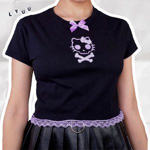LYUU KITTY SKULL PURPLE CROP TOP hello kitty goth